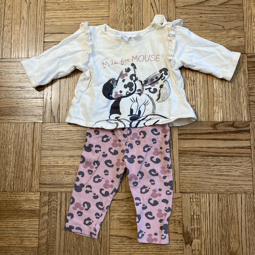Disney Minnie Mouse Sweatshirt and Leggings set